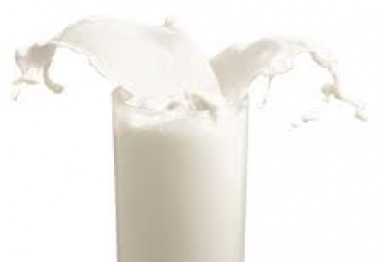 Полезно ли е обезмасленото мляко за децата?