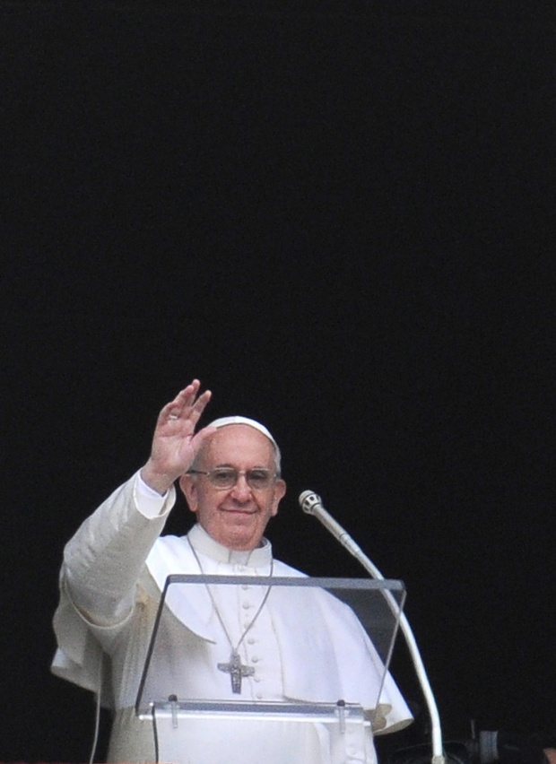 Светът очаква интронизацията на папа Франциск