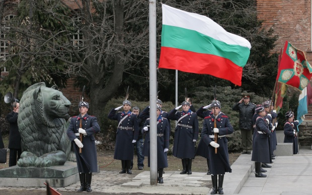 Председателят на Военния комитет на ЕС пристига в България