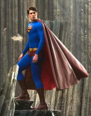 Костюмът на Супермен се продава за 20 000 паунда