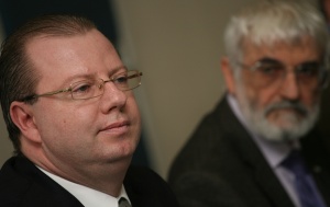 Шефът на НАП ще е кандидат-депутат