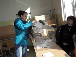 Институтът за модерна политика: ГЕРБ води с 4,2% пред БСП