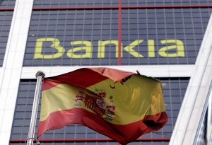 Испания иска отсрочка от ЕС за дефицита