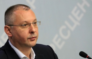 Станишев: Плевнелиев е първият президент, избран по съмнителен начин