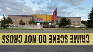 Две жени са ранени при стрелба в американски мол