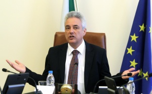 Премиерът: Първанова да внимава с разрешенията за СРС