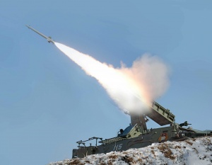 Северна Корея разположи още две ракети на източния си бряг