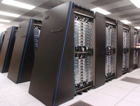 Lenovo може би преговаря да купи сървърния бизнес на IBM