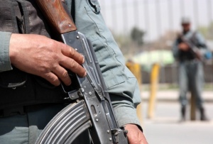 Екстремисти убиха трима полицаи в Афганистан