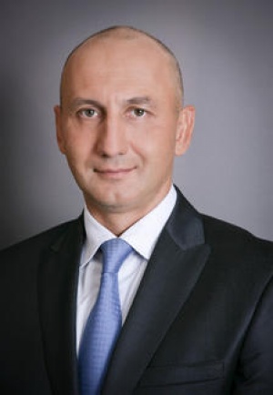 Момчил Андреев напуска Райфайзенбанк