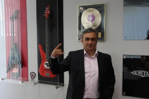 Агнешки кебап и Джо Лин Търнър за Гергьовден в Каварна