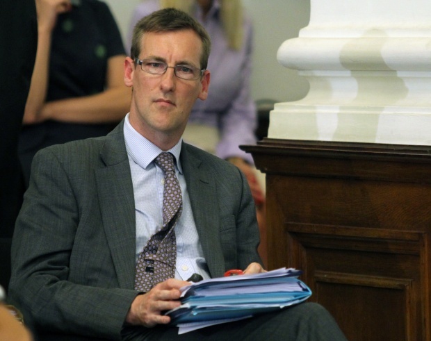 ЕК отново отказа да коментира скандала с подслушването