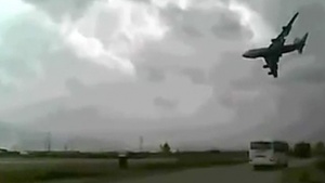Американски товарен самолет падна в Киргизстан