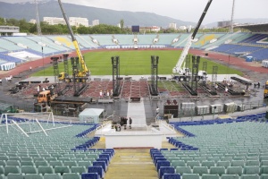 Bon Jovi изненадват феновете в София с уникална сцена