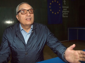 Костов: Дори пенсията не е сигурна в България