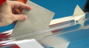 Избори 2013 започнаха с отварянето на първата секция в Австралия