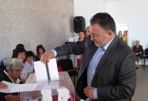 Кабаиванов: Очаквам поне седем партии в новия парламент
