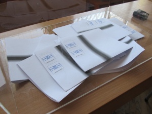 Печатите за СИК били с 2500 повече от броя на комисиите