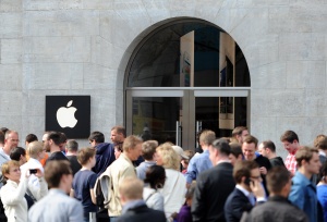 "Епъл" укрива данъци за милиарди