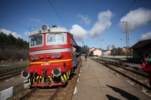 БДЖ осигурява допълнителни вагони за 116 влака за 24 май