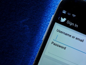 Twitter въвежда двустъпкова идентификация за потребителите