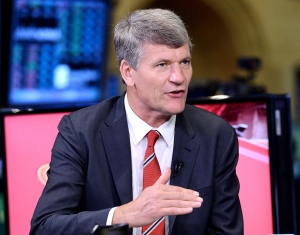 Дейвид Гил влезе в Изпълкома на УЕФА