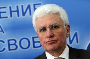 Лапсус на Бисеров стана виц на деня: Коалиция за „Атака“