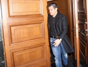 Прокуратурата в Милано иска 20 г. затвор за Брендо