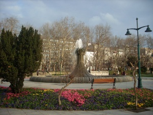 Сблъсъци между полиция и протестиращи в Истанбул