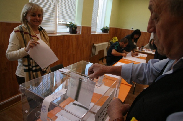 Избирателните комисии в Софийска област работят нормално