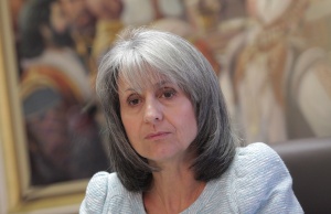 Вицепрезидентът Маргарита Попова: Да дадем кредит на правителството