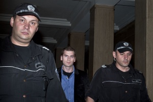 Октай Енимехмедов остава в ареста