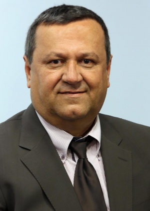 Министър Хасан Адемов: 4 900 000 лв. са отпуснатите за първокласниците средства