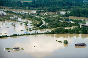 Обстановката в Германия остава сложна заради наводненията