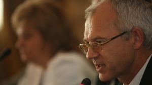 Бизнесът иска регулациите да се сведат до минимума, изискван от ЕС