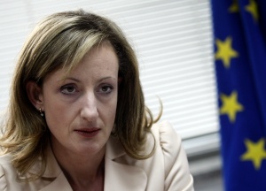 Златанова: България може да остане последна по усвояване на средства в ЕС