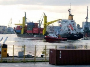 Пристанище Варна – Запад е затворено за маневриране заради намалена видимост