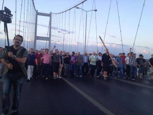 Арестувани са 13 блогъри в турския град Адана