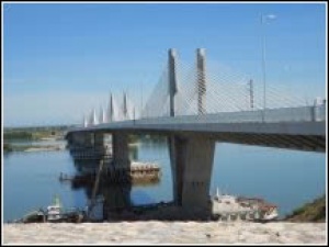 Плевнелиев и Орешарски режат лентата на Дунав мост 2