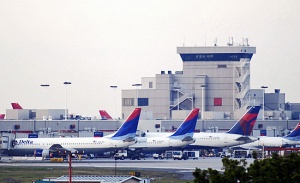 Взрив на летището в Атланта
