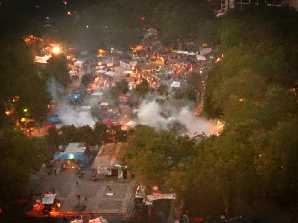 Спецчасти нахлуха в парка Гези в Истанбул, атакуваха с газ и водни оръдия
