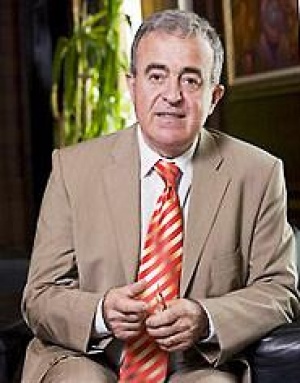 Проф. Кръстьо Петков: Заложници сме на шепа олигарси, които се крият зад гърба на БСП и ДПС