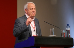 Ген. Аспарухов: Станишев трябва да си подаде оставката, вот на доверие е грешен ход