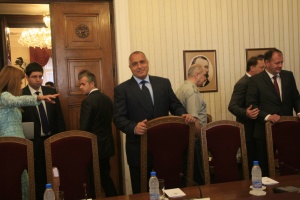 Борисов няма да се върне на заседанието на КСНС заради ЕНП и Сидеров