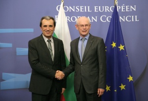 Орешарски: Призовавам да запазим спокойствие и да работим