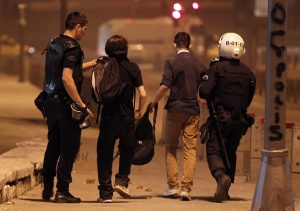 Прокуратурата поиска постоянен арест за 25 задържани демонстранти в Анкара