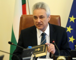 Промяната в програмите по български език е подписана въпреки заповед на служебния премиер