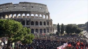 Хиляди излязоха на протест в Рим срещу безработицата