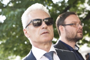 Волен Сидеров: Държавни медии работят за превратаджиите