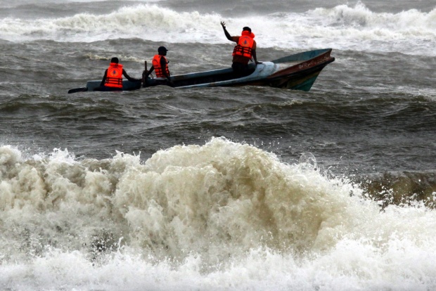 31 души загинаха от порои и урагани в Шри Ланка
